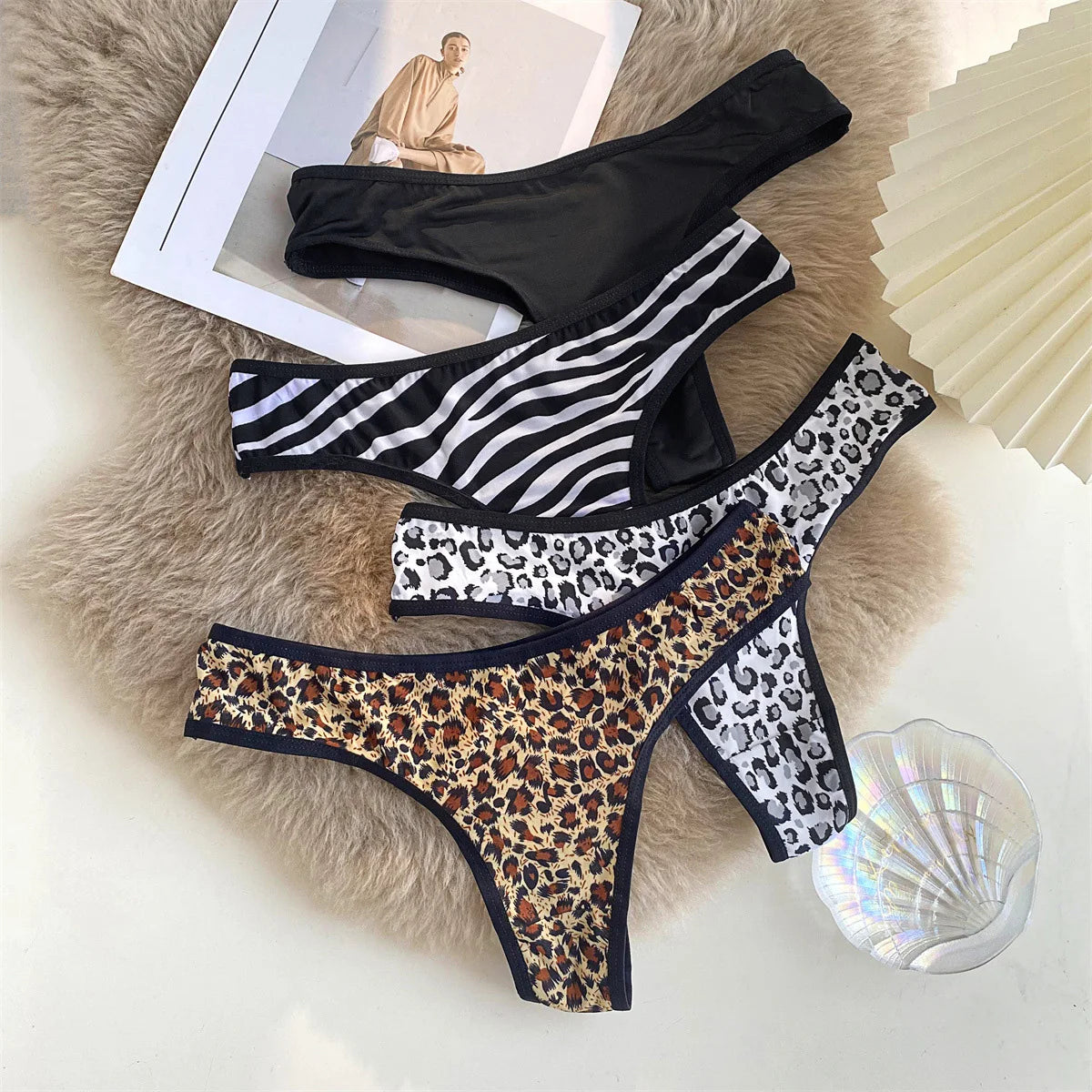 Leopard-print Thong Women Sexy Panties Low Waist Ice Silk Female Briefs Seamless Cotton g-string Women’s Underwear Sxy Lingerie