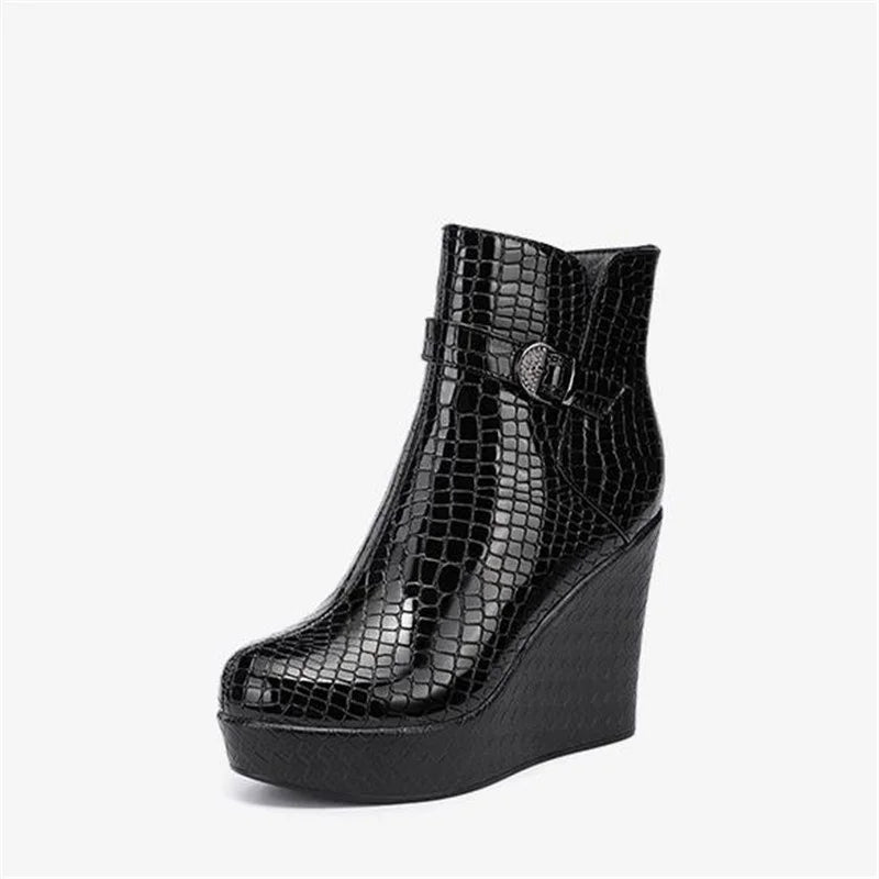 YAERNI New spring Autumn Women Ankle Boots Women wedge platform high heels Boots Solid Lace-up Fashion Ladies shoes Plus size