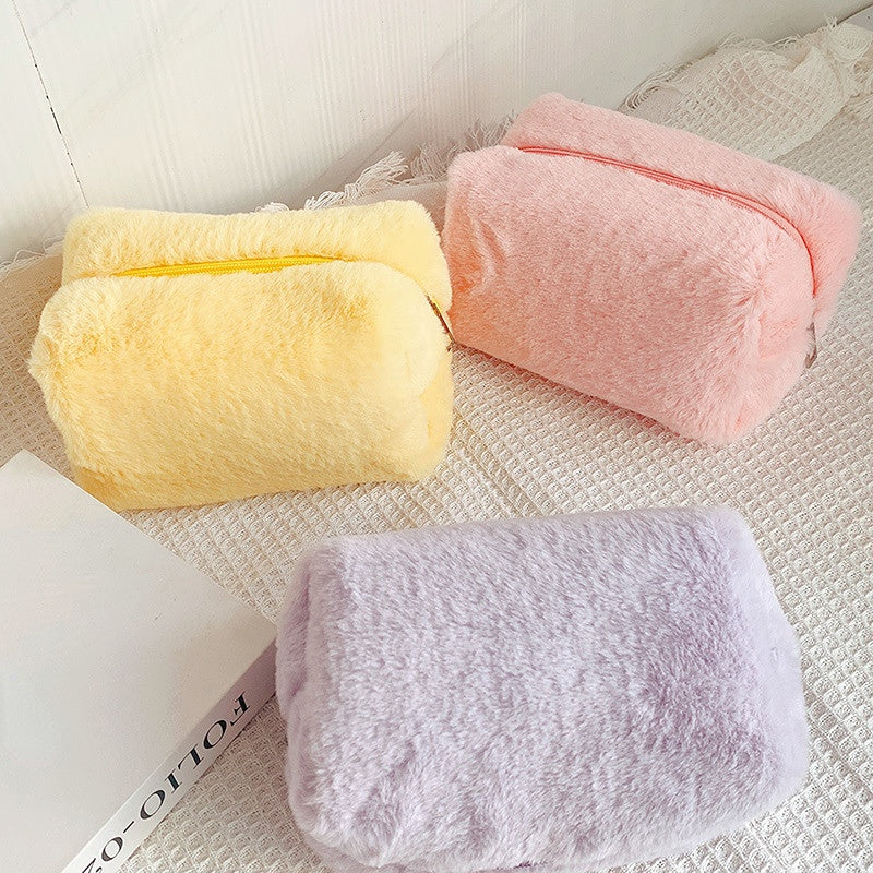 Cute Plush Makeup Bag for Women Zipper Large Solid Color Cosmetic Bag Travel Make Up Toiletry Bag Washing Pouch Plush Pen Pouch