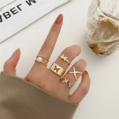 LETAPI 2024 New Fashion Bohemian Heart Ring Set For Women Crystal Stars Moon Flower Love Geometric Finger Vintage Jewelry Gifts